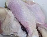 Foto langkah ke 1 dari resep Ayam Woku Kemangi.