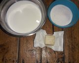Foto del paso 1 de la receta: Panecillos de leche dulces.😄