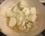 Foto del paso 4 de la receta: Tallarines con salsa de cebollas caramelizadas y mozzarella
