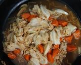 紅蘿蔔金針菇滷高麗菜的食譜步驟4照片