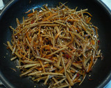 A picture of step 6 of Tasty Burdock Root and Carrot Kinpira.