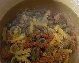 A picture of step 1 of Tri-colour Pasta.