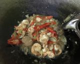 Foto langkah ke 5 dari resep Tumis pare udang.