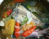 Foto langkah ke 5 dari resep Kuah asam ikan ekor kuning#BantuMantenBaru.