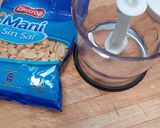 Foto del paso 1 de la receta: Crema de mantequilla de maní