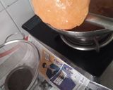 A picture of step 4 of Raj Kachori.