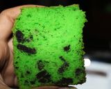 Foto langkah ke 16 dari resep Sponge Cake Pandan Santan with Oreo (lembut bgt.. irit 3 telur).