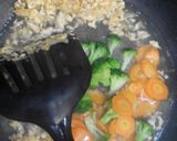 Foto langkah ke 5 dari resep Telur orak-arik sayur.