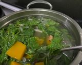 Foto langkah ke 3 dari resep Sayur Bening Labu Kuning.