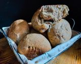 Foto del paso 4 de la receta: Pan Integral saborizado con cebolla acaramelizada y orégano