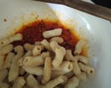 Foto langkah ke 6 dari resep Makaroni Goreng Pedas Manis.
