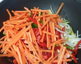 Foto del paso 1 de la receta: Fideos de arroz con pollo y verduras agridulces