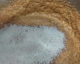 Foto langkah ke 2 dari resep Choco Banana Crumb Cake.