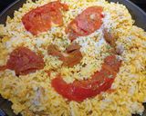 Foto del paso 6 de la receta: Arroz al huevo con tomates selectos