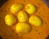 A picture of step 12 of Egg Do Pyaza.