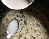 Foto del paso 6 de la receta: Ravioles con crema de champiñones y verdeo
