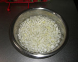 A picture of step 2 of Simple Tomato and Onion Salad.