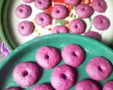 Foto langkah ke 5 dari resep Donat ubi ungu.