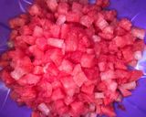 A picture of step 1 of Melon in milk.