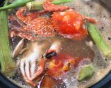 Hình bước làm 3 của món Lẩu ghẹ nước táo ép