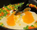 A picture of step 2 of Easy Fried Rice within 5 mins.