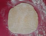 A picture of step 3 of Arabic bread.