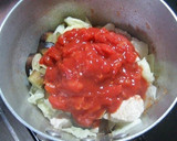A picture of step 6 of Chicken & Cabbage with Tomatoes.