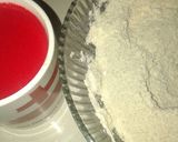 Foto langkah ke 2 dari resep Eggless red velvet cup cake.