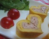A picture of step 3 of Kyaraben Side Item Heart Tamagoyaki.