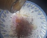 A picture of step 3 of Chinese rose cake.
