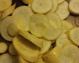 A picture of step 2 of Italian Chicken and veggie bake.