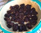 A picture of step 10 of Prune and Hibiscus Custard Tart.