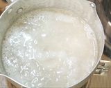 A picture of step 3 of Kanten Wagashi: Marble.