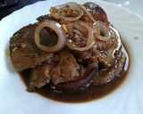 A picture of step 8 of Marinated pork chops on soy sauce (Bistek).