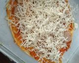 Foto langkah ke 5 dari resep Pizza homemade.