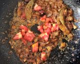 A picture of step 4 of Chingri Pui Metuli (Malabar Spinach Seeds Curry with Prawns).