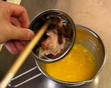 A picture of step 2 of Cheap Crab Omelet over Rice.