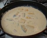A picture of step 5 of Rich Kabocha Cream Pasta.