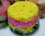 A picture of step 4 of Mini Sushi Cakes.