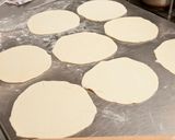Vajas croissant recept fázis 4 fotója