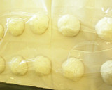 A picture of step 7 of Exquisite Melon Bread.