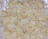 Foto langkah ke 1 dari resep Conchiglie Schootel.
