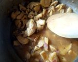 Foto del paso 2 de la receta: Pollo con alverjas y champiñones