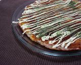 A picture of step 5 of Ika Yaki - Squid Okonomiyaki.