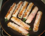 A picture of step 6 of Asparagus in Chikuwa Wrapped in Pork Belly.