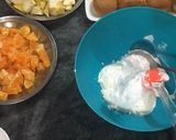 A picture of step 1 of Cream Fruits Chart #ramadankitayari.