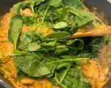 A picture of step 4 of One-pan lemony chicken spinach orzo.