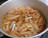 A picture of step 3 of Simmered Kiriboshi Daikon.