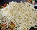 A picture of step 4 of Veg Chowmein - Veg Hakka Noodles.