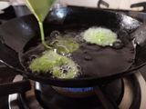 बटरस्कॉच जिलेबी (butterscotch jalebi recipe in marathi)